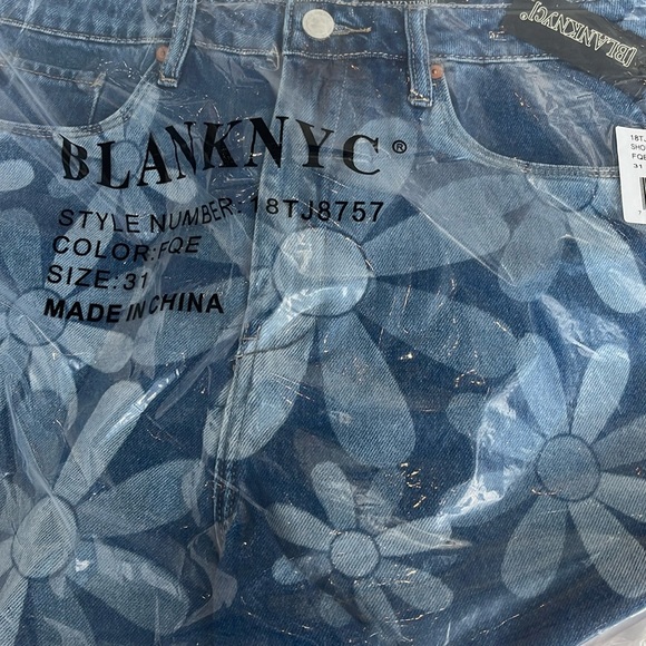 Blank NYC The Reeves Fresh As A Daisy Short Size 31 NWT - Picture 6 of 6